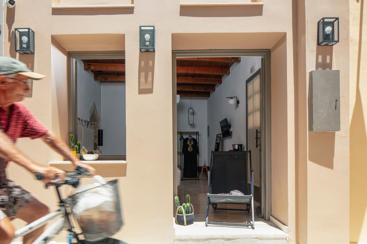Gateway Suites レティムノ エクステリア 写真