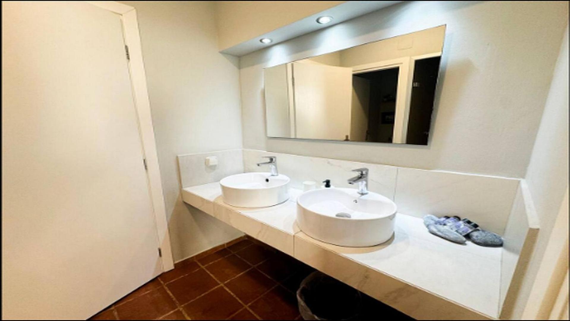 Gateway Suites レティムノ エクステリア 写真